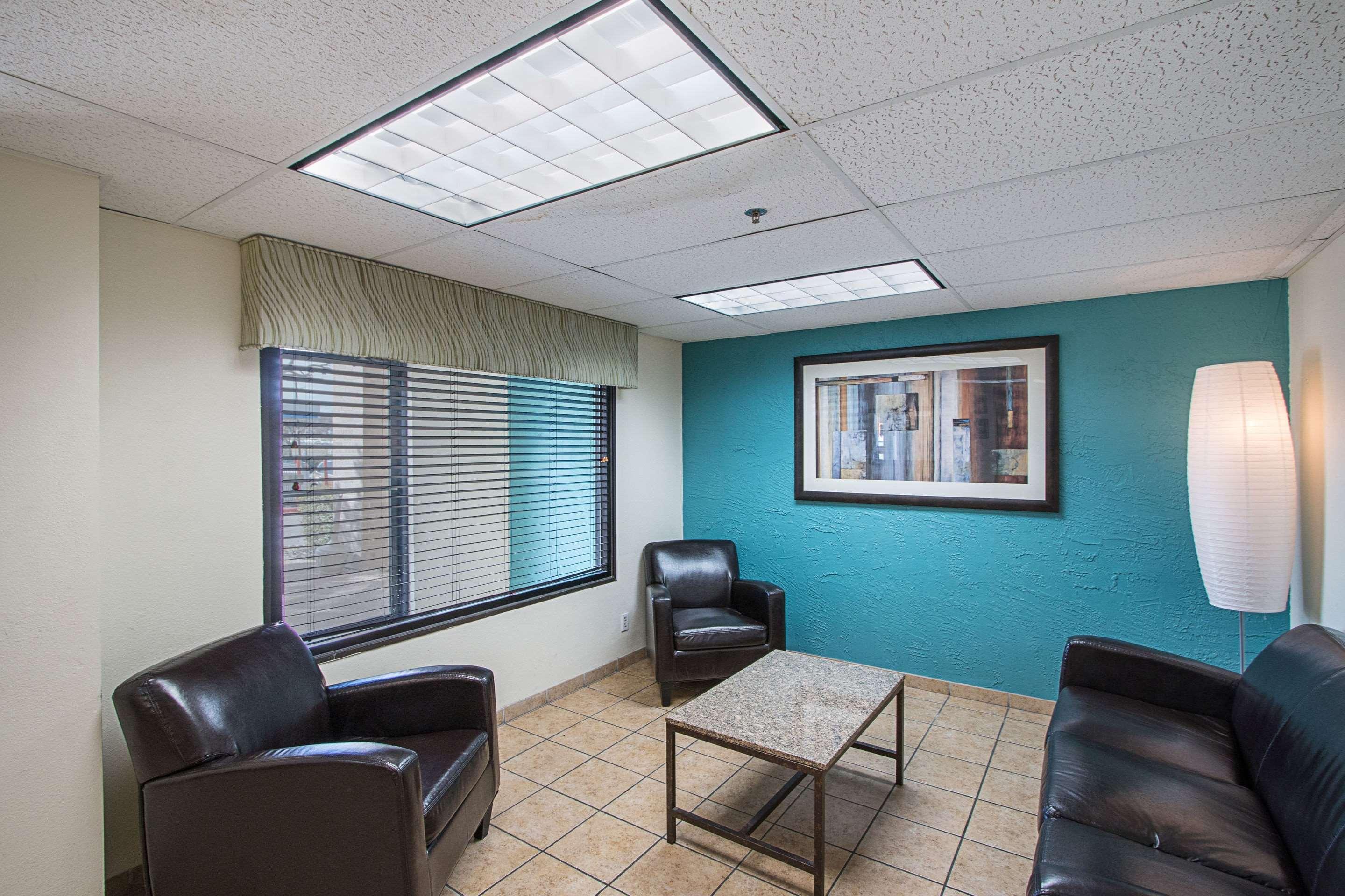La Quinta Inn By Wyndham Austin Oltorf Bagian luar foto